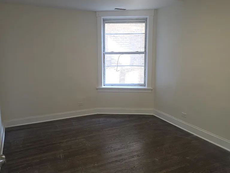 4650 N Paulina St #1S — Photo 5