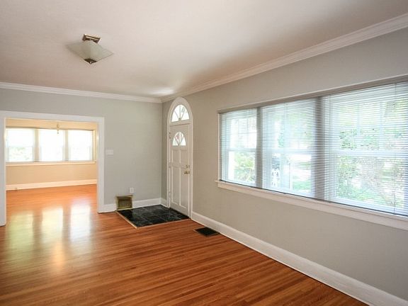 3rd image of 1161 E Michigan Ave