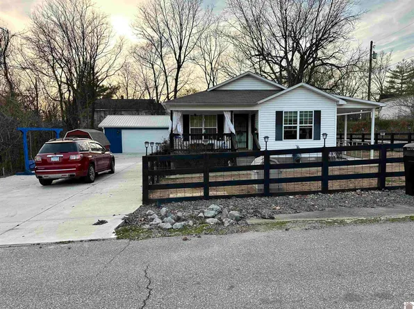 433 N 3rd St, Wickliffe, KY 42087