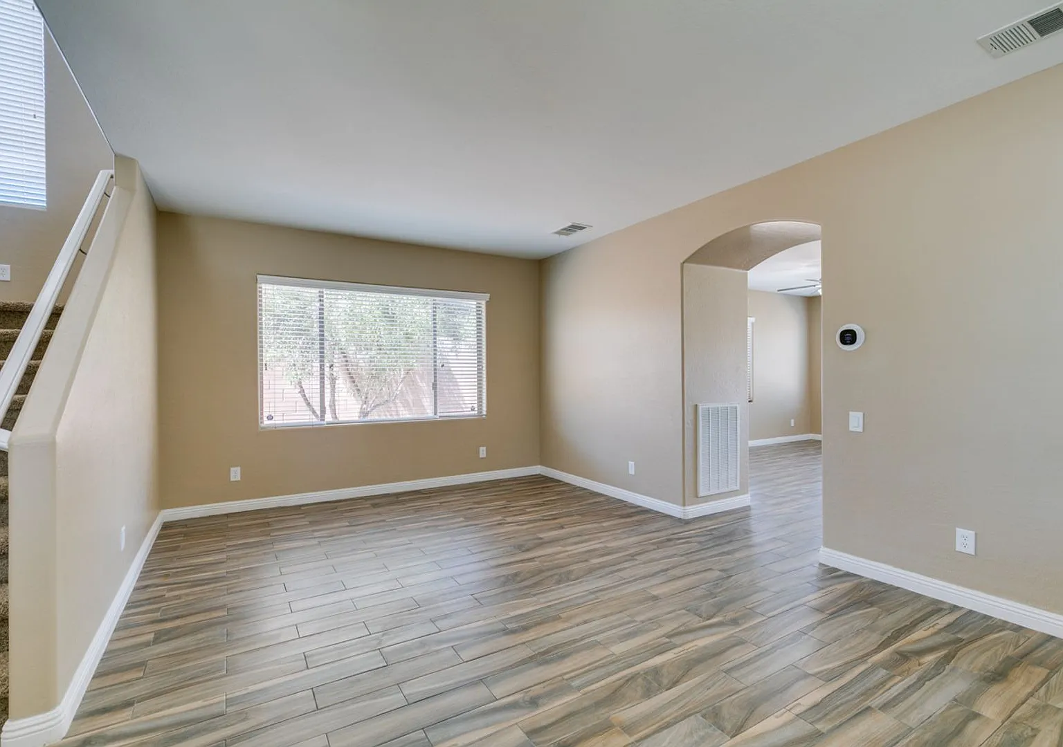 Gorgeous 2 Story Home*4 Bedrooms*Tons Of Upgrades*Stainless Steel Appliances* — Photo 3