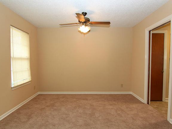 5th image of 1414 Casa Verde Dr