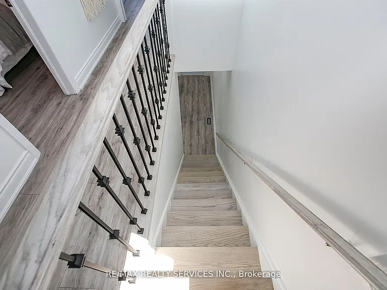 20 Somerset Ave E — Photo 19