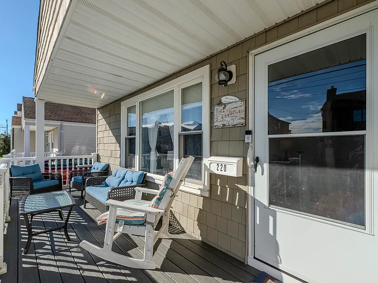 220 N 35th Ave #WINTER RENTAL — Photo 22