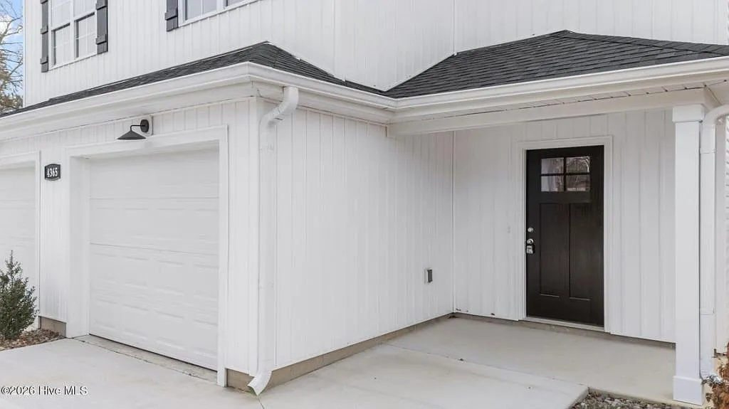 4367 W Pine St — Photo 2
