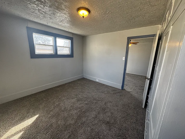 1611 Ontario Ave #1 — Photo 4