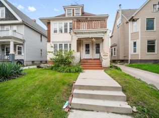 2917 N Maryland AVENUE #2919, Milwaukee, WI 53211