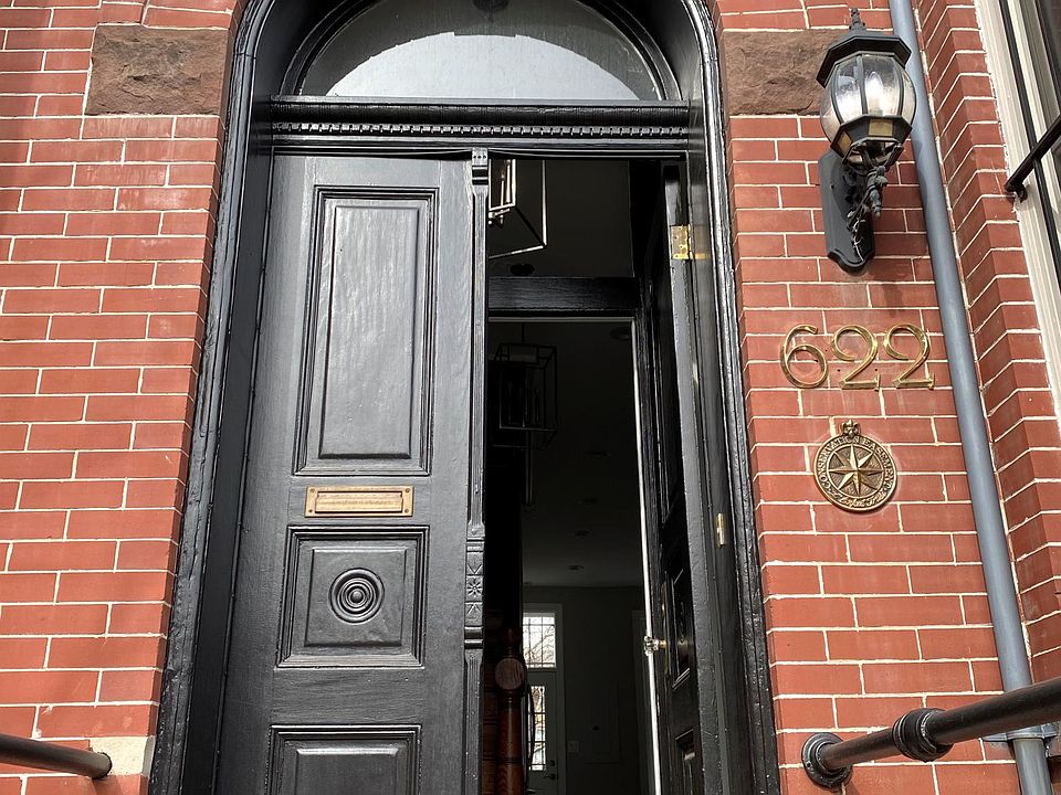 Welcome to this classic Grand Capital Hill home.