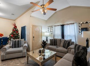 1541 3rd St, Hempstead, TX 77445