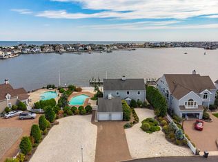 316 Dutchmans Point Rd, Mantoloking, NJ 08738