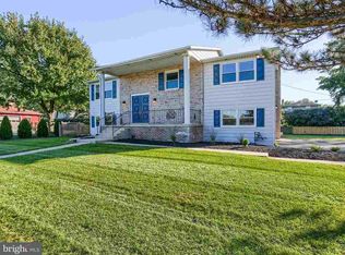 2630 Carnegie Rd, York, PA 17402