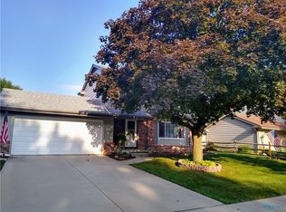 1124 Winghaven Rd, Maumee, OH 43537