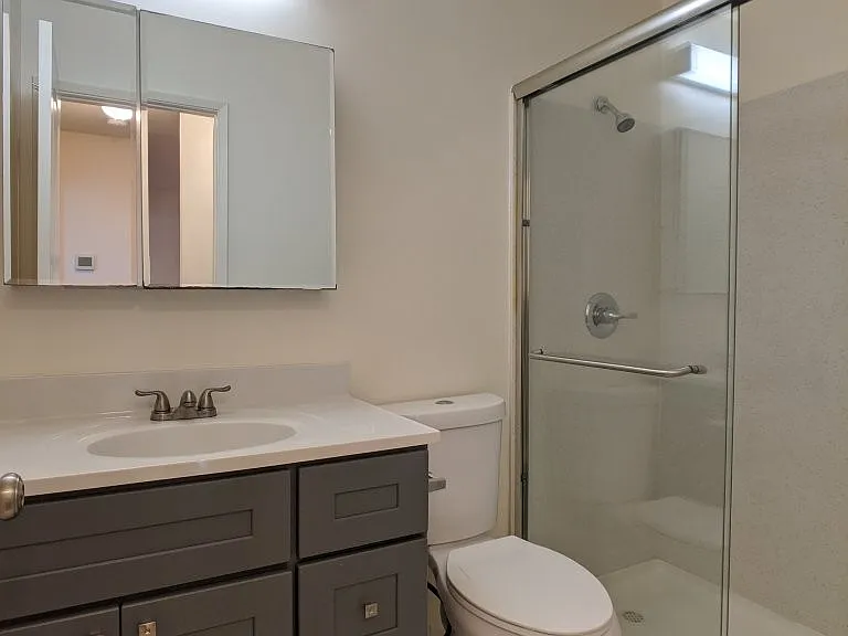 2607 Ellsworth Street — Photo 48