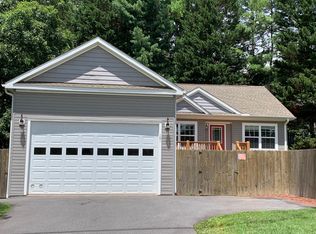 101 Springside Rd, Asheville, NC 28803