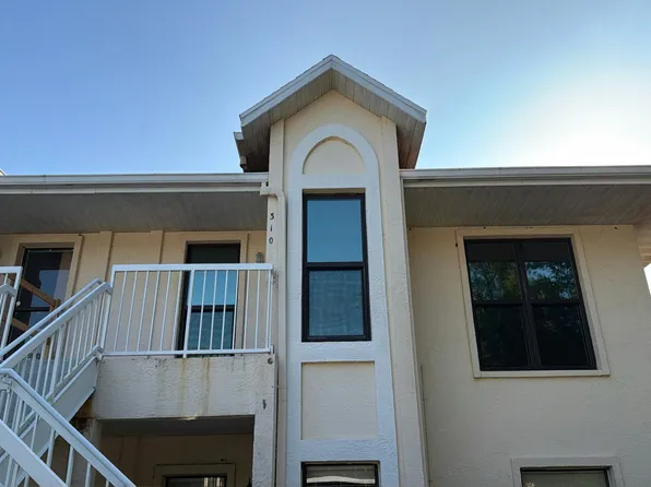 310 Knottwood Ct, Sun City Center, FL 33573