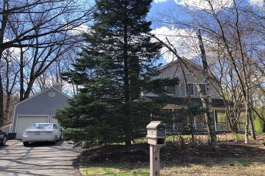 1st image of 85 Rockaway Dr