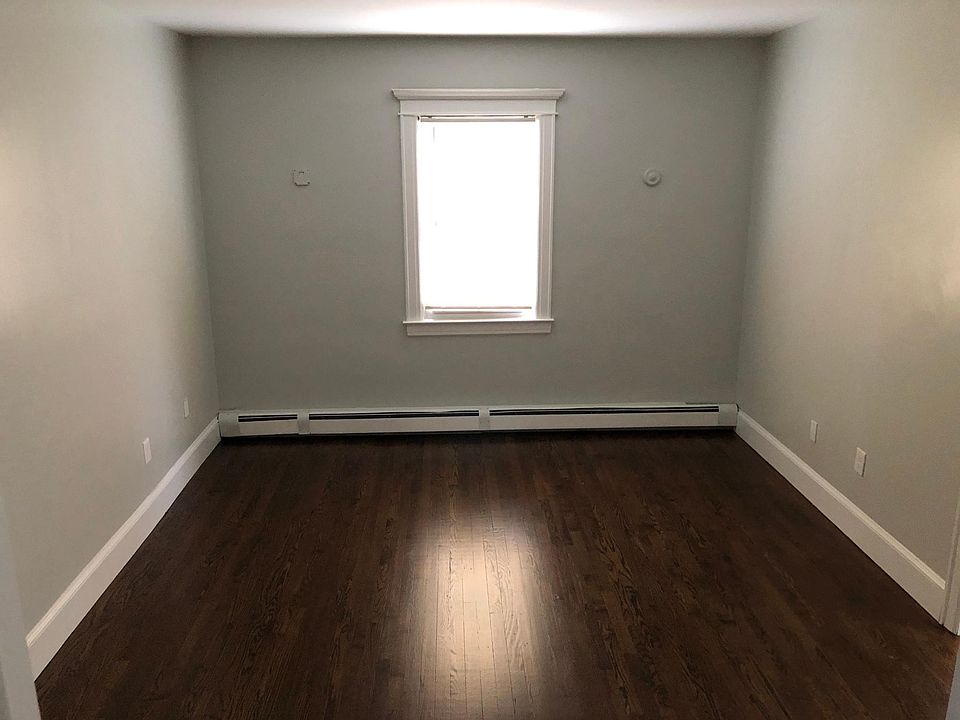 1st image of 435 S 8th Ave #1F