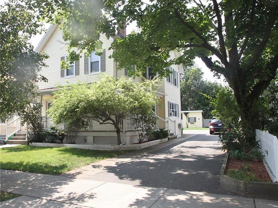 1st image of 25 Ramapo Ave
