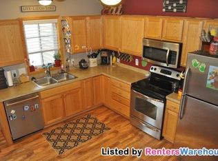 16453 Elm Creek Ln, Lakeville, MN 55044
