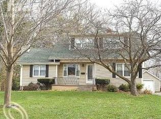 11513 Schram St, Grand Blanc, MI 48439