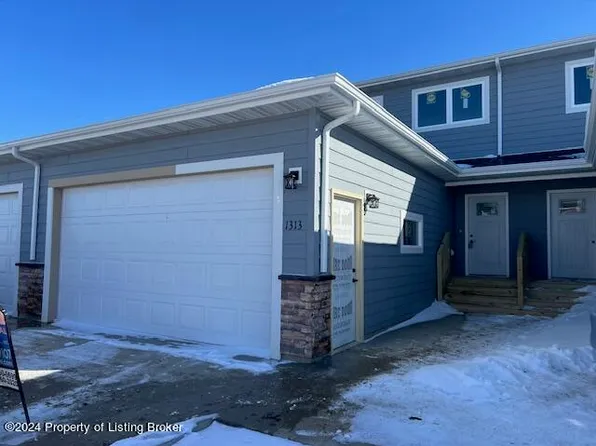 1313 24th St W, Dickinson, ND 58601