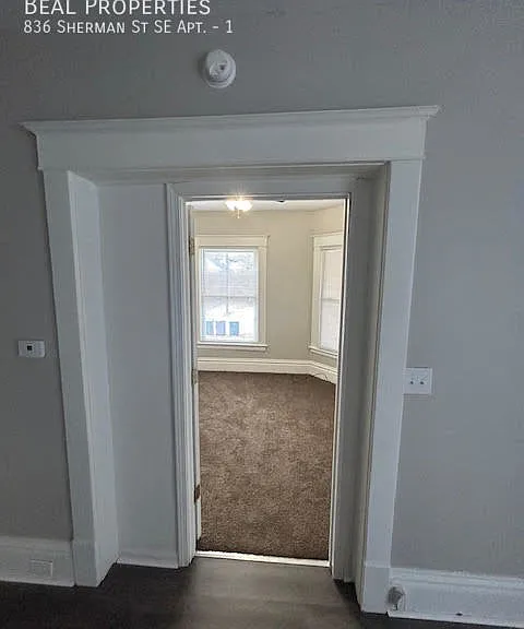 836 Sherman St SE #1 — Photo 10