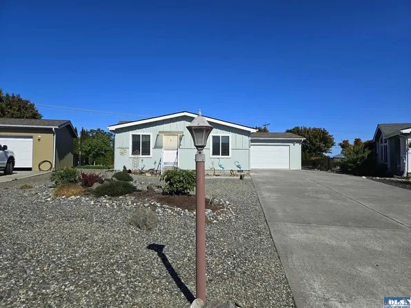 713 W Heritage Loop, Sequim, WA 98382