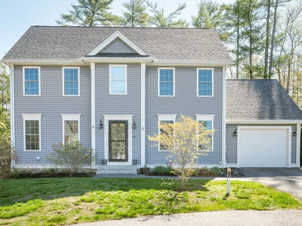 10 Caitlin Cir, Salisbury, MA 01952