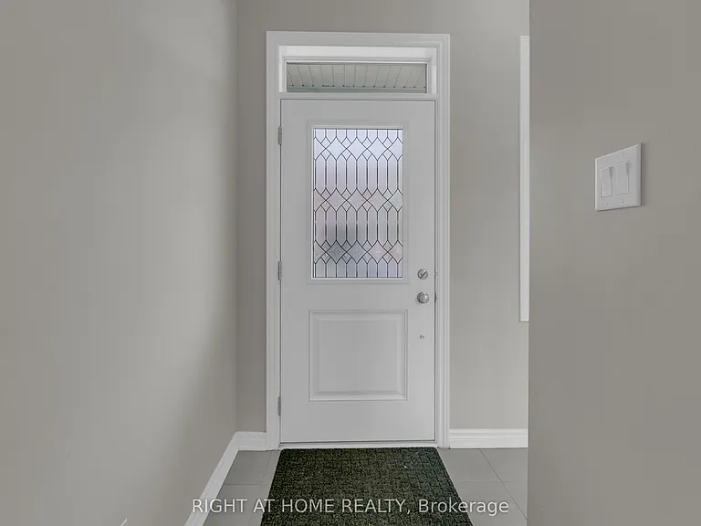 46 Focality Cres — Photo 3