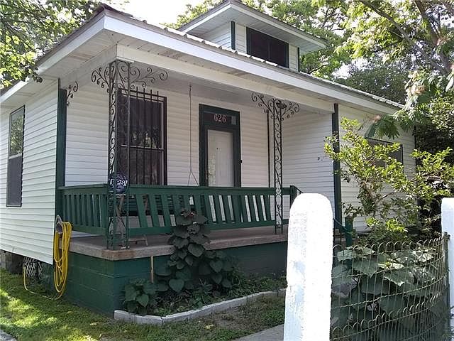 1st image of 626 Avenue B