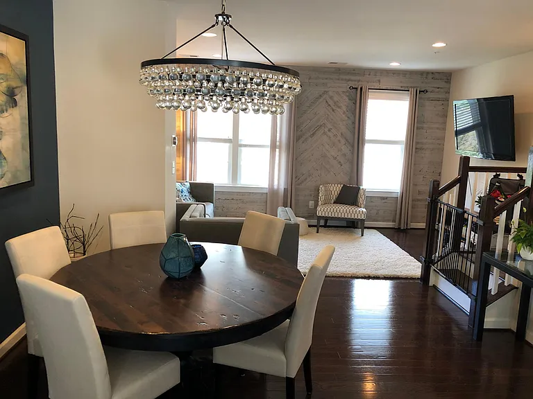 1141 S Lincoln St — Photo 20