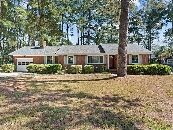 2nd image of 418 Curtis Drive