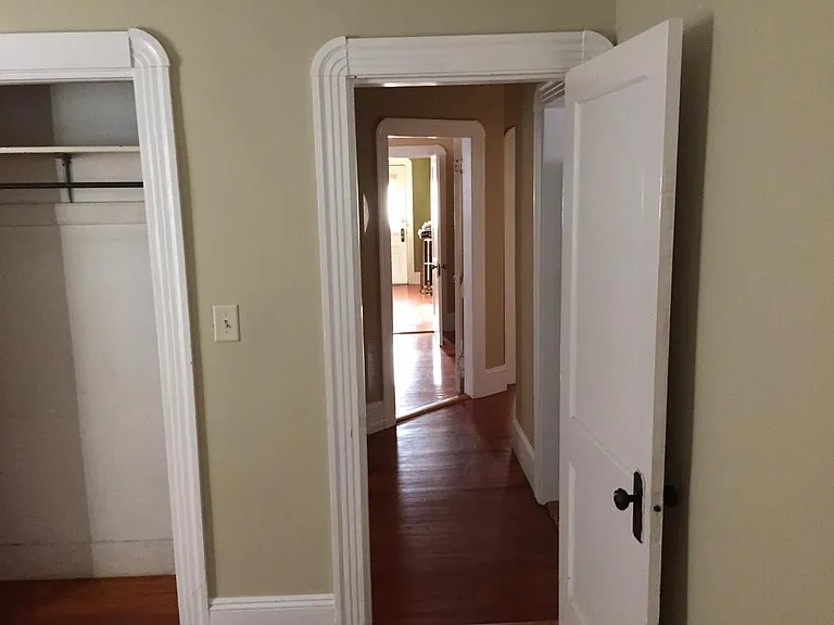 16 Paradise Rd — Photo 8