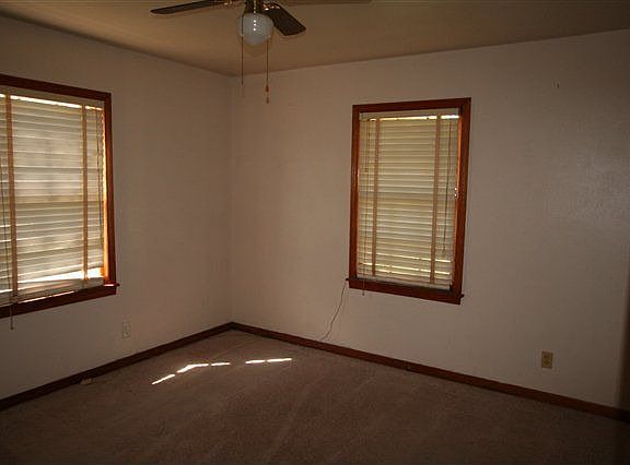 4th image of 3975 W Lynwood Dr