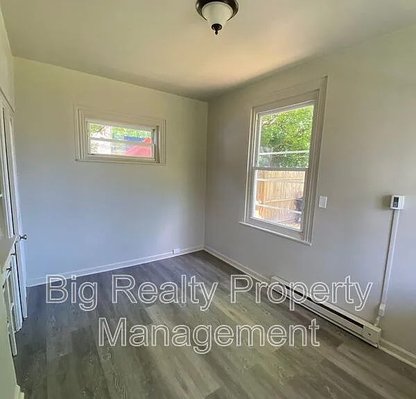 529 King St #1 — Photo 8