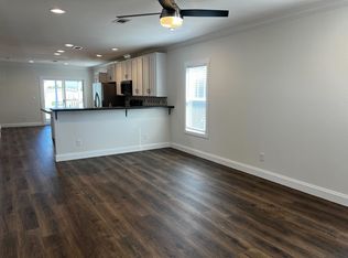 100 Biloxi Ct, Jarrell, TX 76537