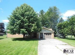 8941 Melody Ct, Temperance, MI 48182