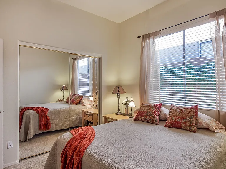 9562 E Chuckwagon Ln — Photo 23