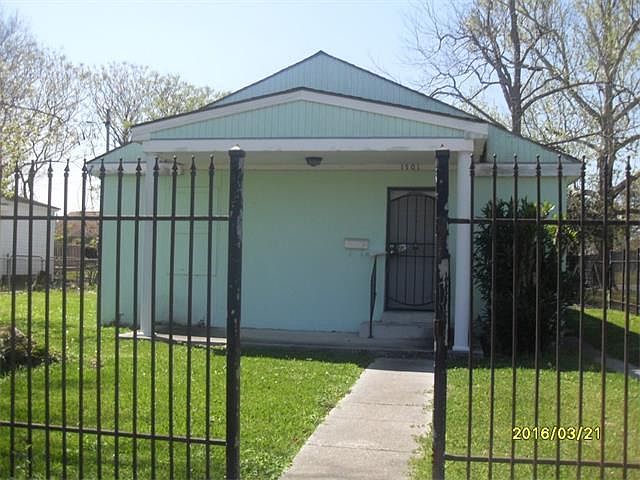 1st image of 1501 Shirley Dr