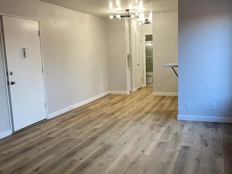 2515 Ocean View Ave #103 — Photo 4