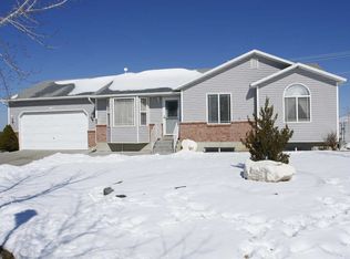 865 E 980 N, Tooele, UT 84074