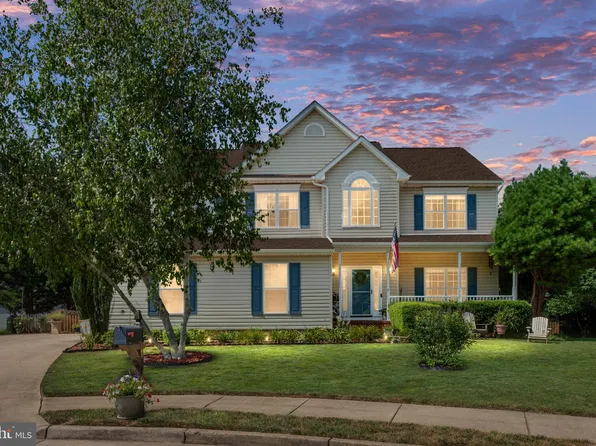 17 Lotus Ln, Stafford, VA 22554