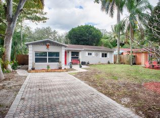 300 SW 19th Ave, Fort Lauderdale, FL 33312