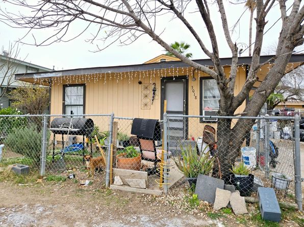 laredo-texas-49618133 picture