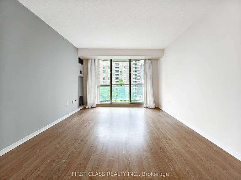 8 Pemberton Ave #606 — Photo 9