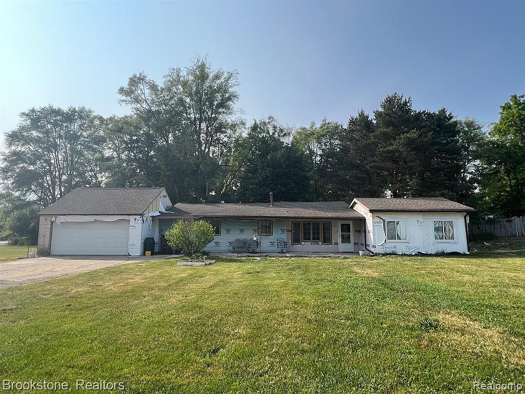 13027 Dixie Hwy, Holly, MI 48442 | Zillow