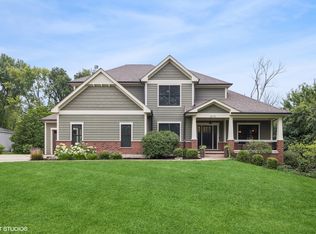 6113 Dunham Rd, Downers Grove, IL 60516