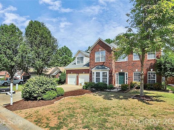 4th image of 148 Foxtail Dr