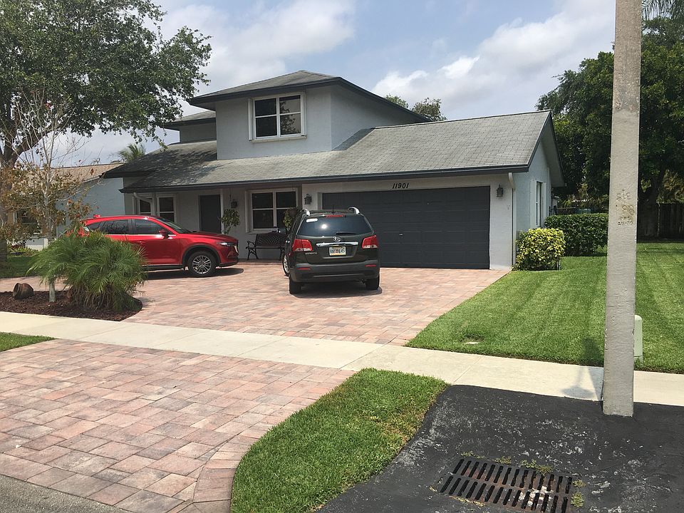 2nd image of 11901 NW 41st St