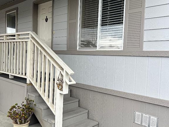 3rd image of 356 Reservation Rd Space 39