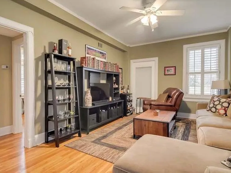 2068 Walton Way #201 — Photo 19